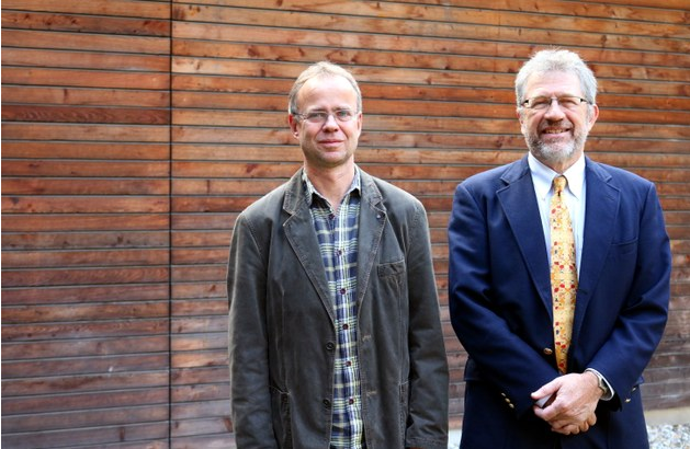 Senior Fellow Professor McDowell (right) and Professor Kalbitz